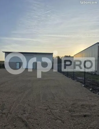 Local commercial 261 m² 