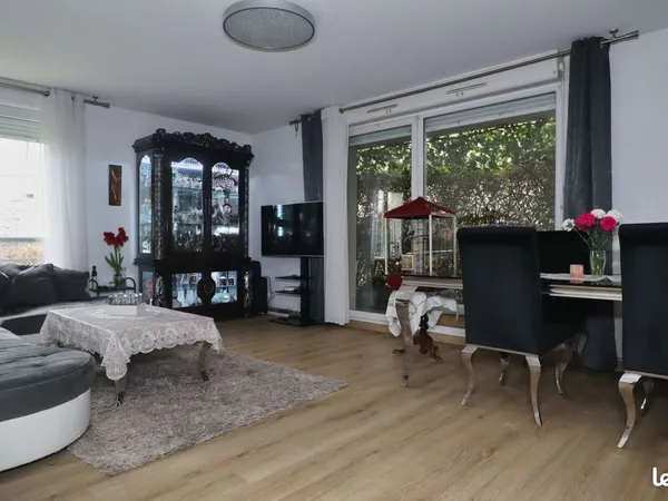 Appartement 4 pièces 82 m² 