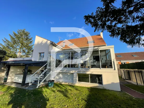 Maison Boissy Saint Leger 7 pièce(s) 195 m2 