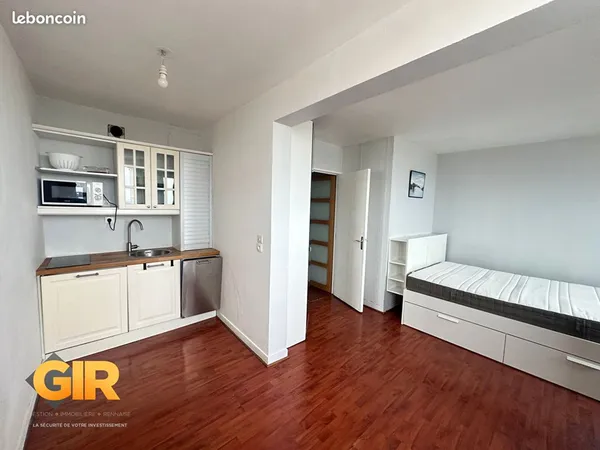 Appartement 1 pièce 27 m² 