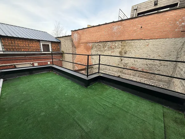 LILLE TYPE 2 AVEC JARDIN ET TERRASSE 