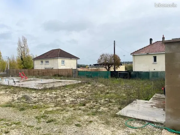 Terrain 1381 m² 
