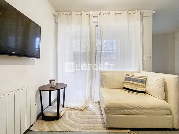 Studio 1 pièce 27 m² 