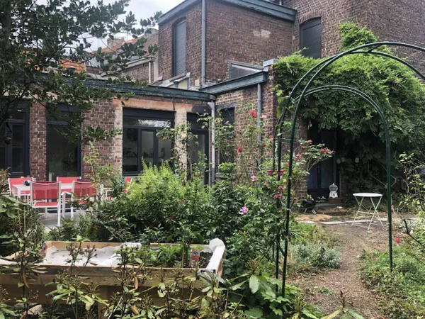 Immeuble de rapport 6 pièces 151 m² 