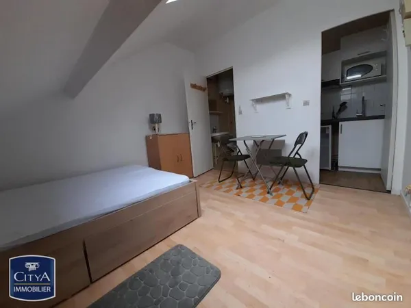 Appartement 1 pièce 10 m² 