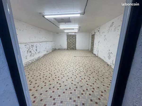 Location local de stockage de 42m2 