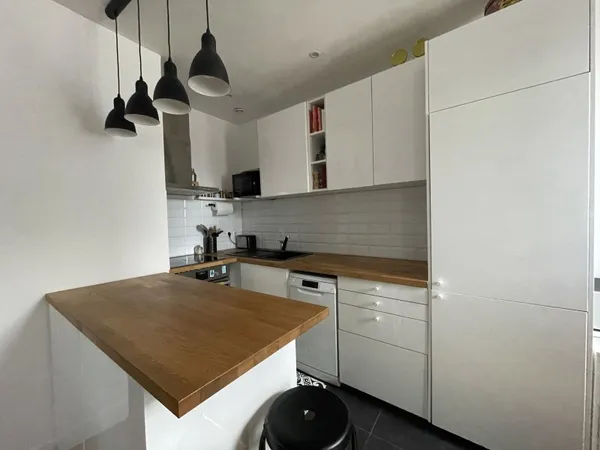 Location appartement meublé - Paris 17è Batignolles - 42m²