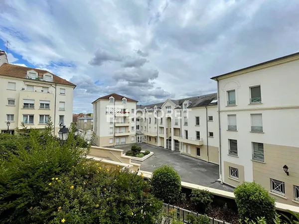 Parking - Garage Location Meulan-en-Yvelines   70€