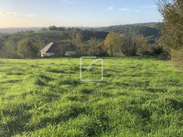 Terrain 1649 m² Dampniat 