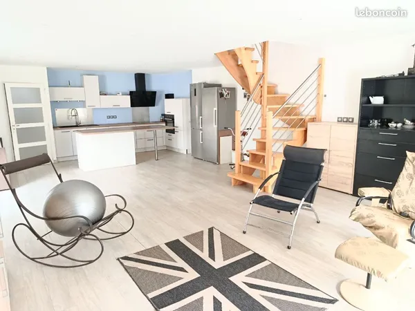 Duplex "coup de coeur" proche Nancy 