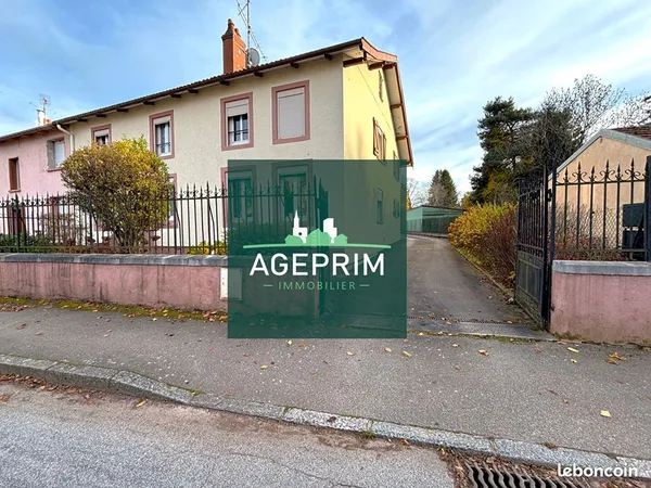 Maison 10 pièces 250 m² 