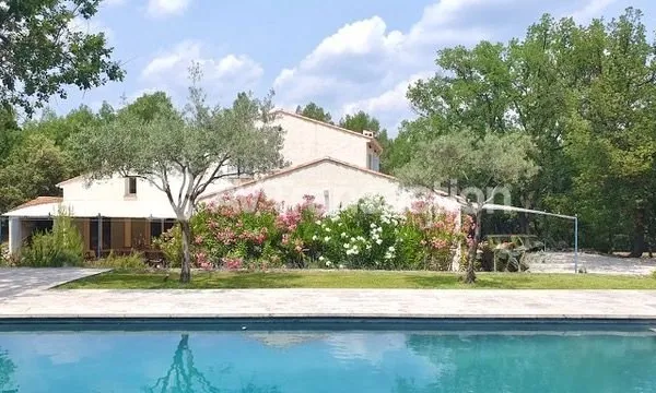 Exclusive. Belle grande villa a vendre a Lorgues