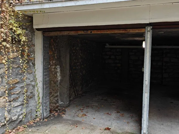 Parking 12 m² 