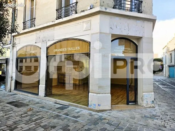Local commercial 64 m² 