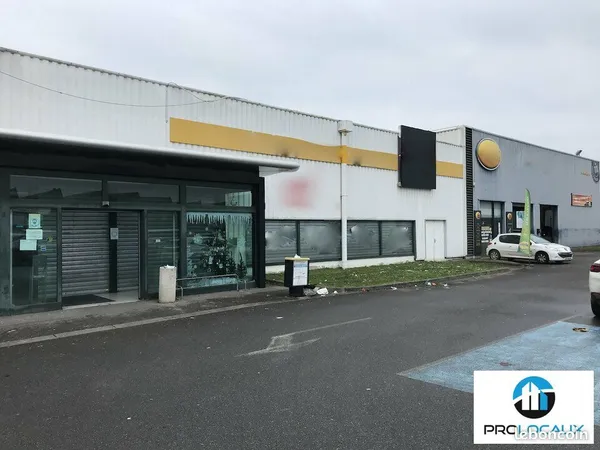 Local commercial 660 m² 