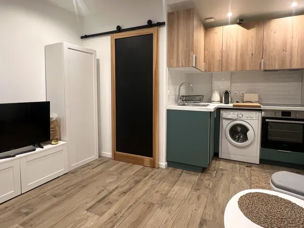 STUDIO 17m2 - 3 min à pied du MÉTRO LIGNE 7 - 'VILLEJUIF LÉO 