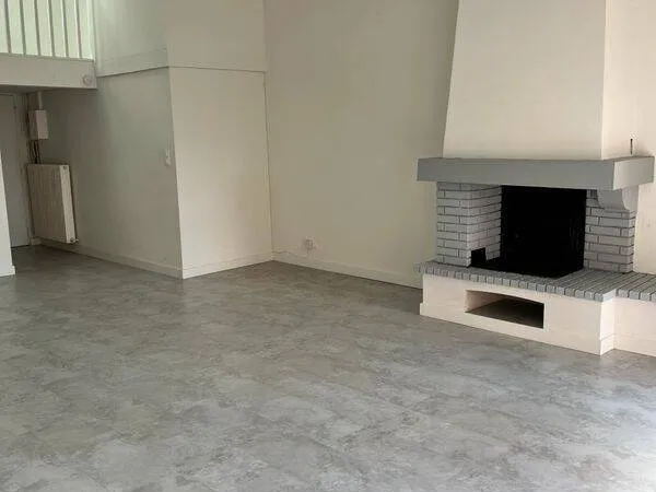 Loft 2 pièces 65 m² 