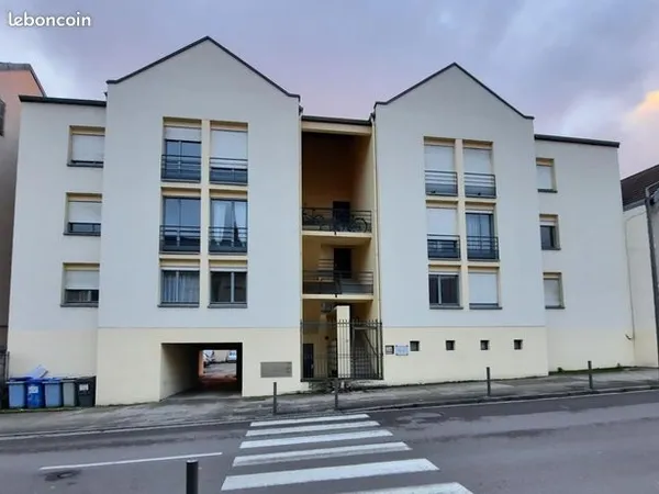Studio 1 pièce 20 m² 