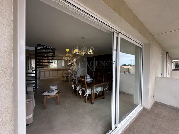 APPARTEMENT EN DUPLEX PLEIN CENTRE DE FOLELLI 