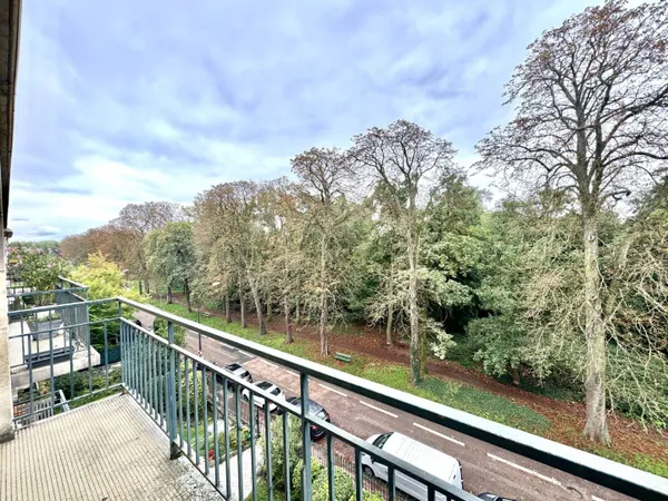 Appartement 4 pièces 109 m² 
