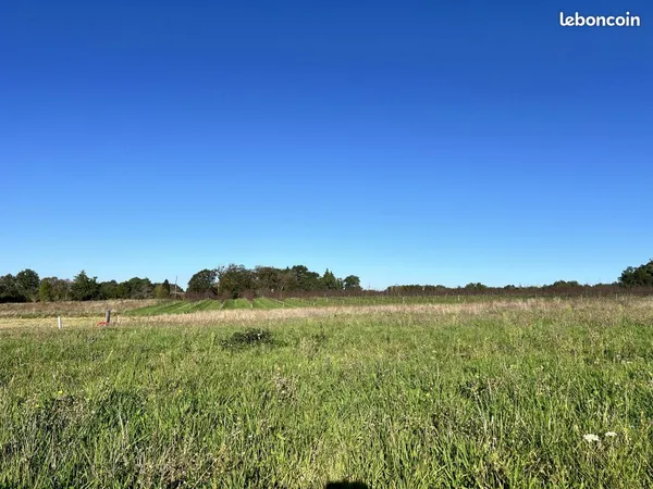 Terrain 1050 m² Saint-Nexans 