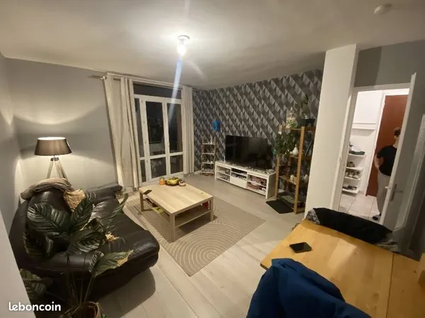 Appartement 1 pièce 12 m² 