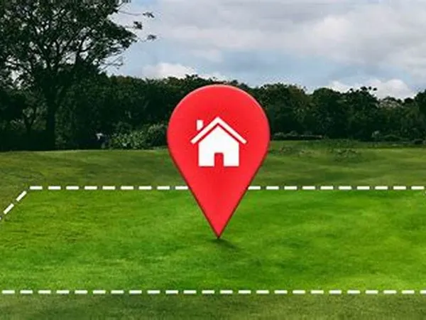Terrain 680 m² Cars 