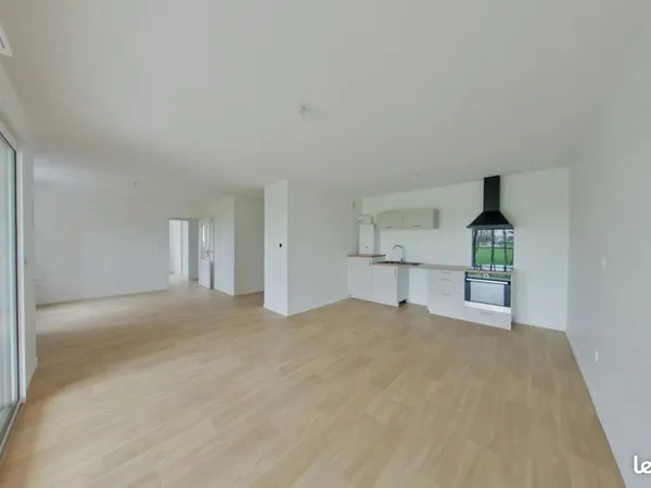 Appartement 4 pièces 85 m² 