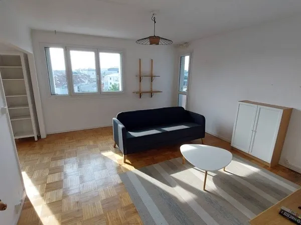 Appartement meublé 2 chambres balcon 