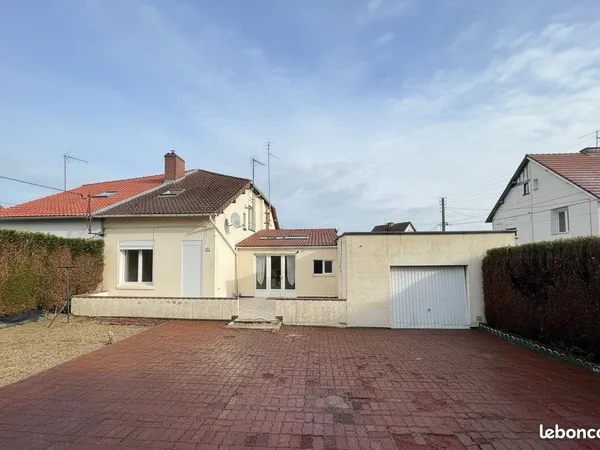 Maison 6 pièces 90 m² 
