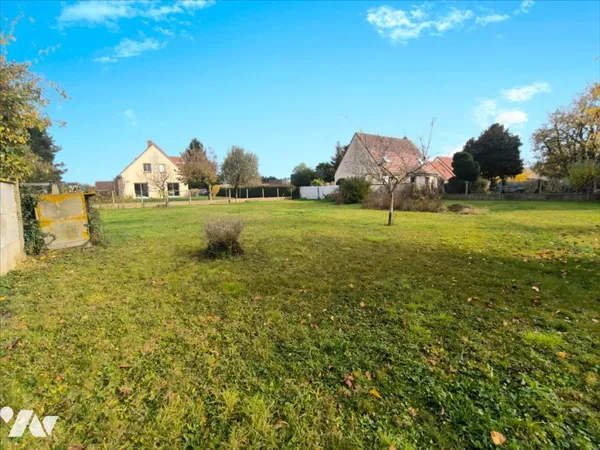 Terrain 718 m² 