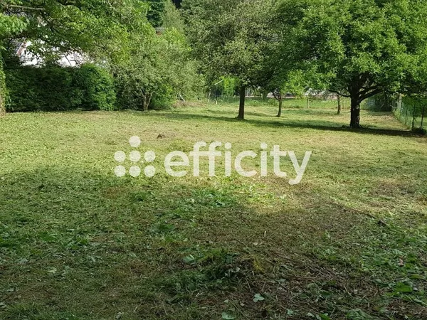 Terrain 800 m² 