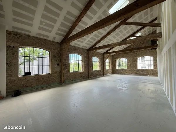 Local 118 m² Chaponost 
