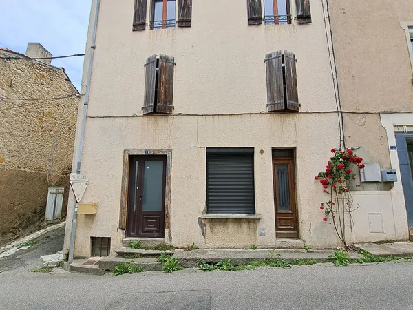 A VENDRE LAROQUE D'OLMES MAISON DE VILLE 4 CHAMBRES 