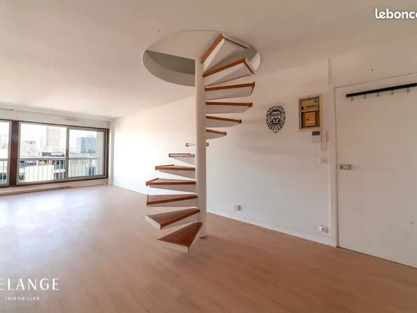 Duplex 5 pièces 139 m² 
