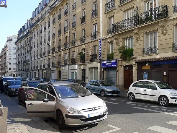 Boutique 1 pièce 11 m² 