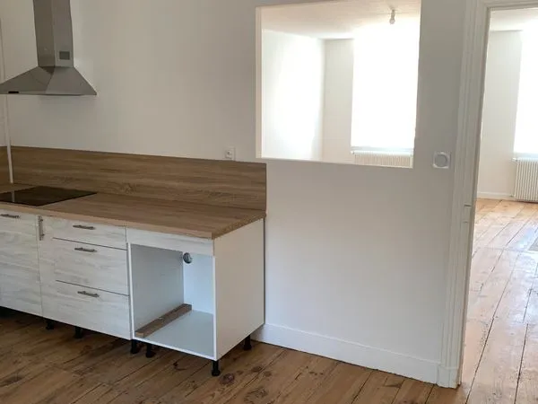 Appartement T3 (75 m²) - Disponible mi-février 