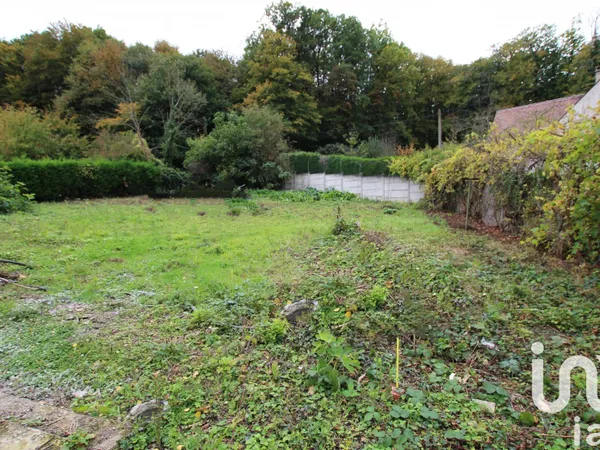 Terrain 604 m² 