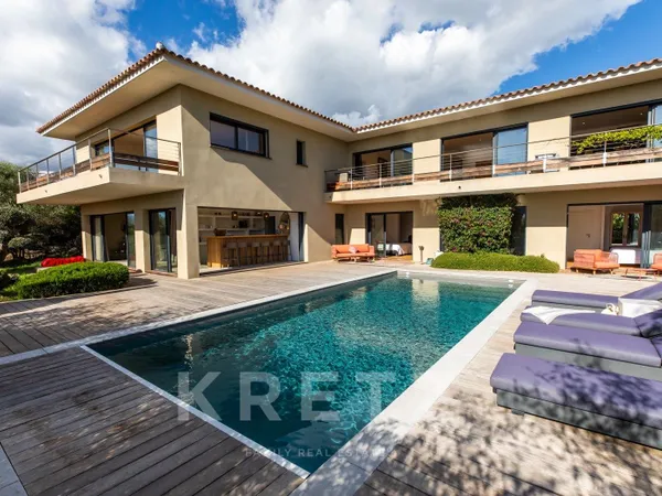 VILLA VUE MER AVEC PISCINE CHAUFFÉE 