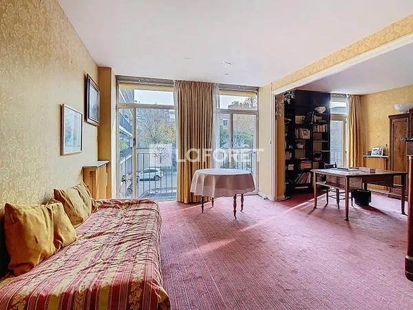 Appartement 4 pièces 77 m² 