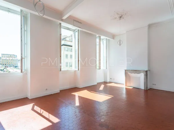 Appartement 4 pièces 96 m² 