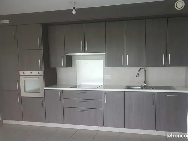 Location appartement 2 chambres + parking 