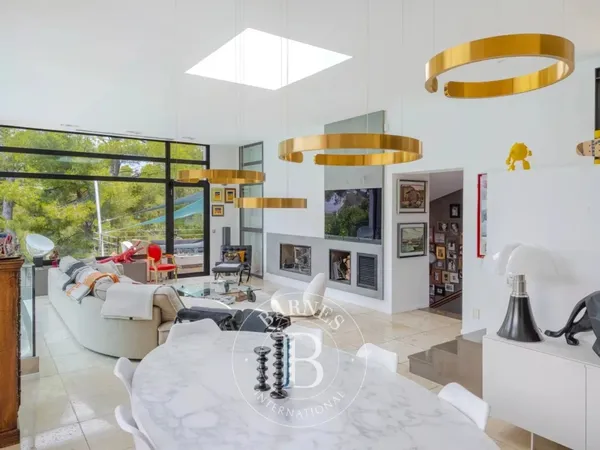 VENTE - MARSEILLE - LE REDON - MAISON CONTEMPORAINE- PISCINE 