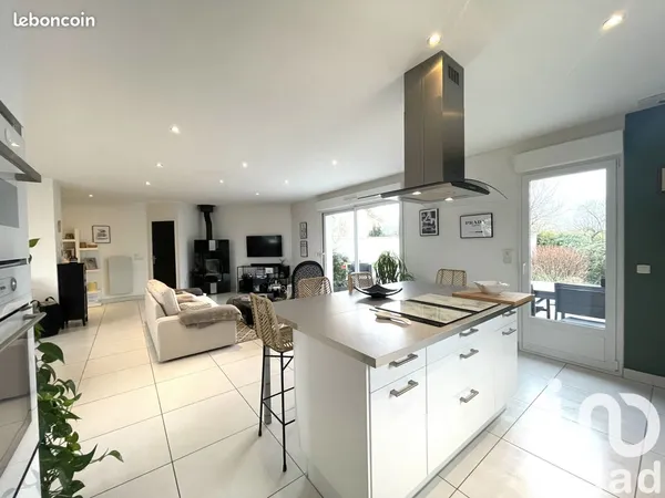 Villa 5 pièces 120 m² 