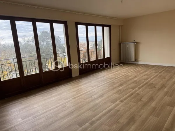 APPARTEMENT T4 - 95m2 - TOURS - PARC BOISE ET SECURISE 