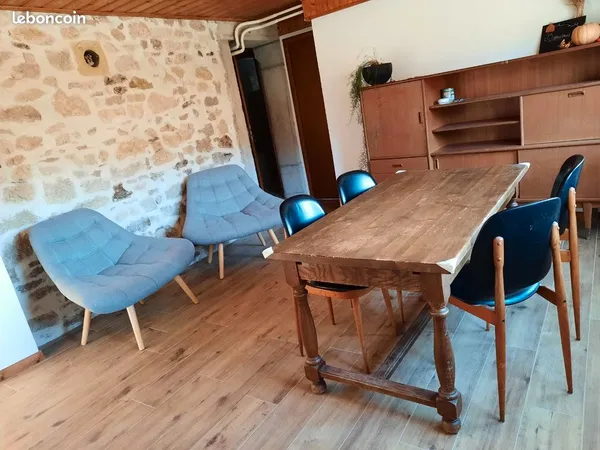 Chambre en location dans une jolie maison 