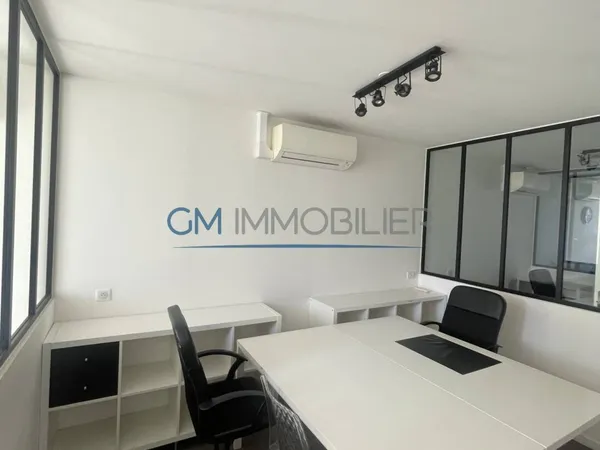 Local commercial 60 m² 