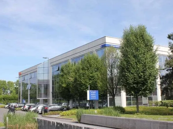 Bureaux 2099 m² 