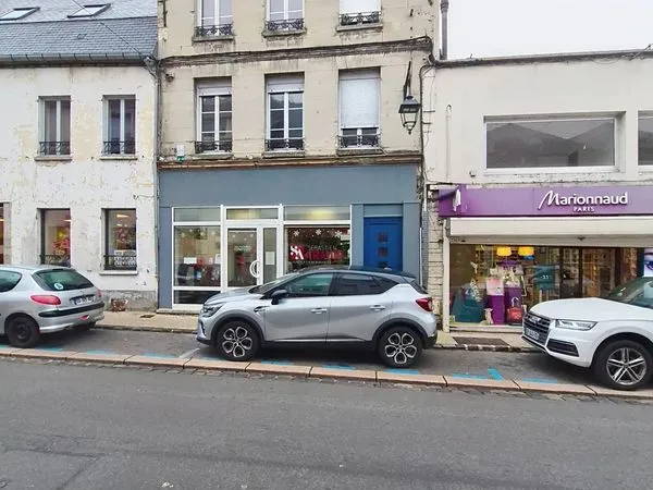 Immeuble 9 pièces 200 m² 
