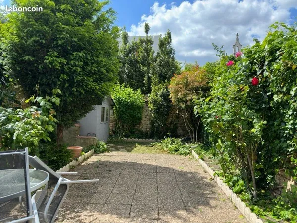 Rare centre-ville Châteauroux - T2 meublé 60 m² avec jardin privatif